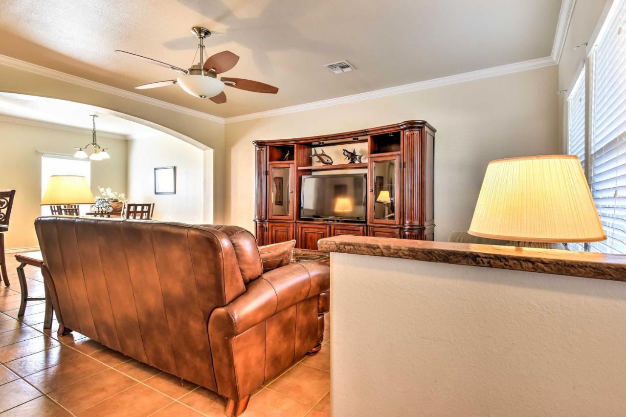 Waterfront Corpus Christi Townhome With Pool And Dock! Exteriör bild