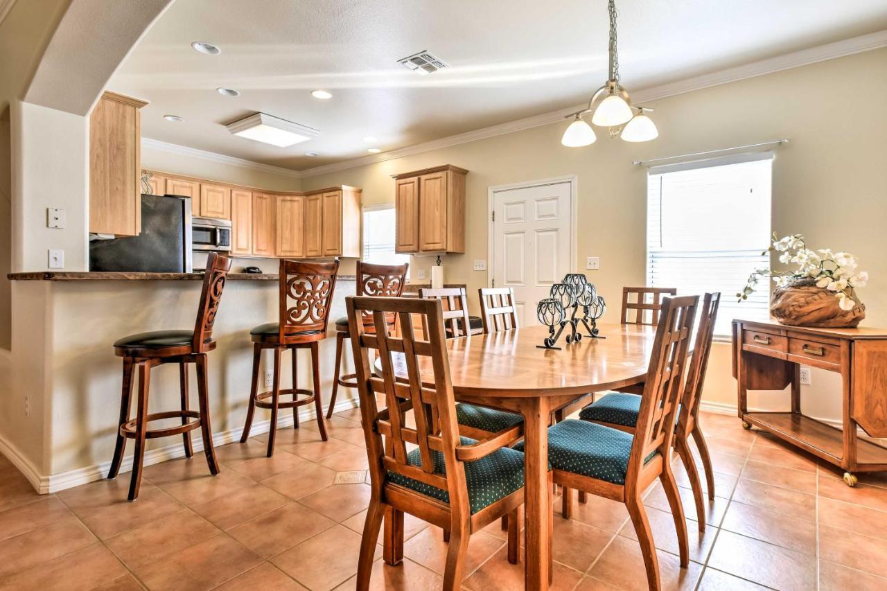 Waterfront Corpus Christi Townhome With Pool And Dock! Exteriör bild