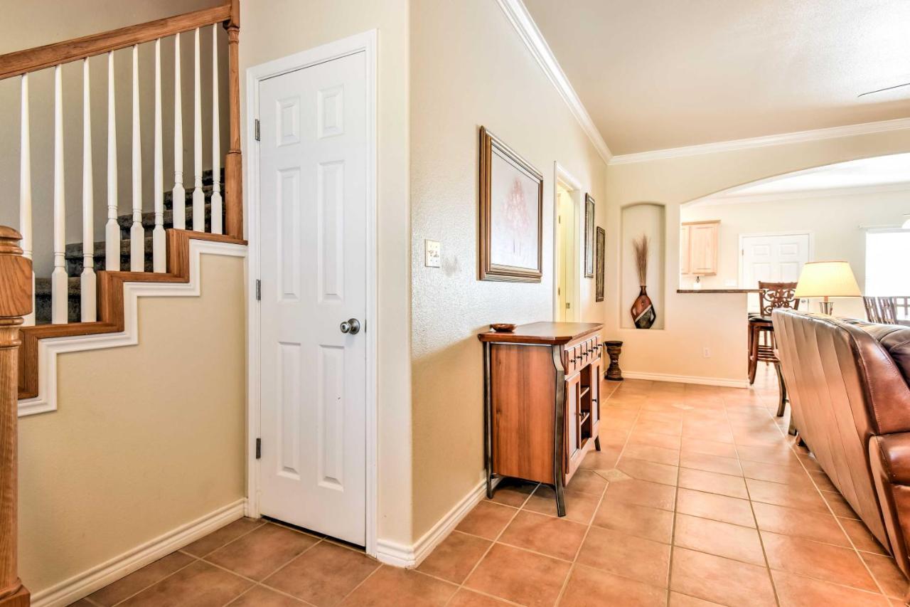 Waterfront Corpus Christi Townhome With Pool And Dock! Exteriör bild