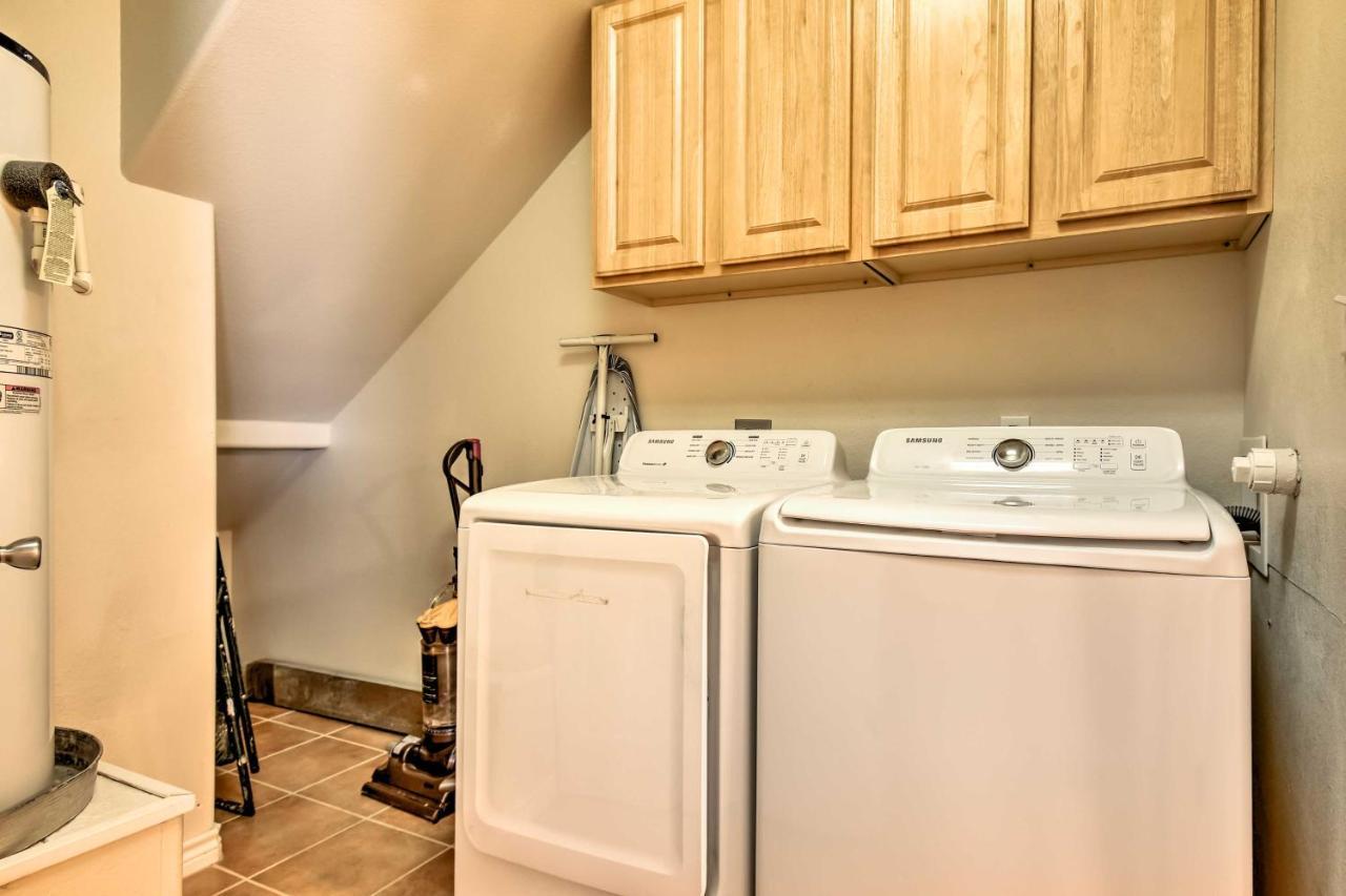 Waterfront Corpus Christi Townhome With Pool And Dock! Exteriör bild