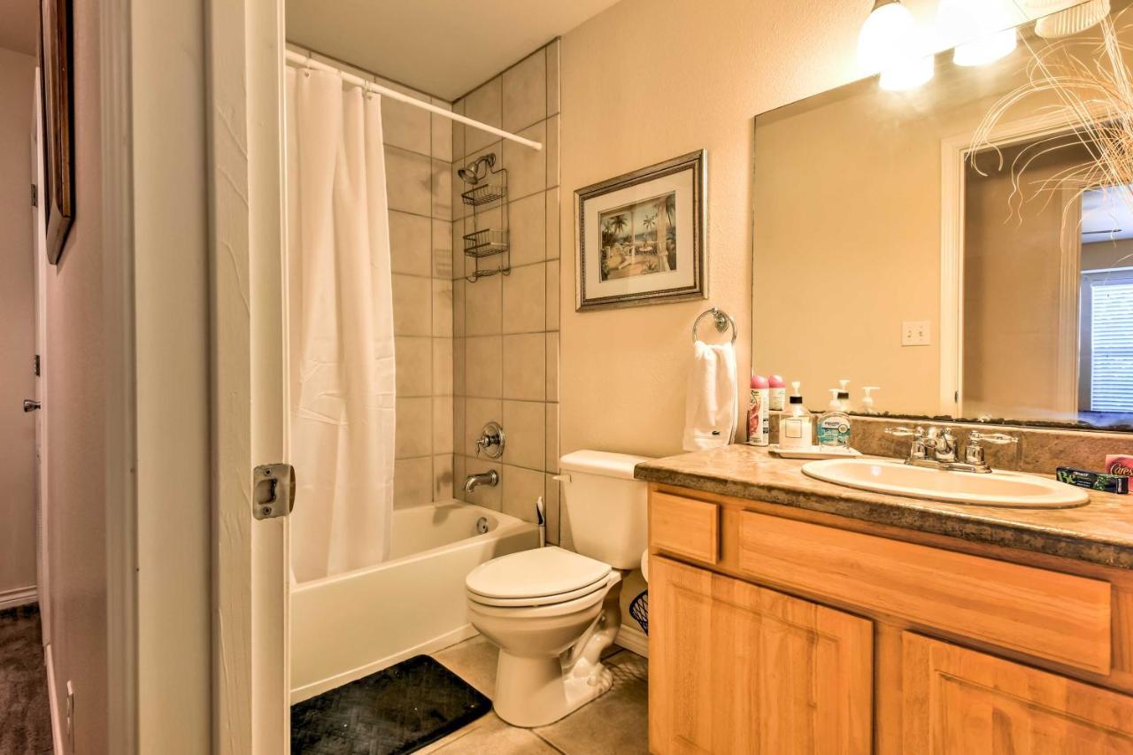 Waterfront Corpus Christi Townhome With Pool And Dock! Exteriör bild